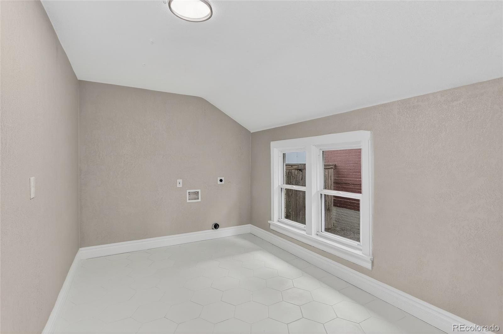 2346 N Gilpin Street Denver CO 80205