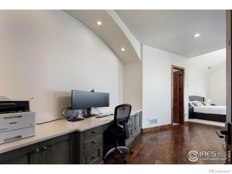 9833 Shoreline Drive Longmont CO 80504