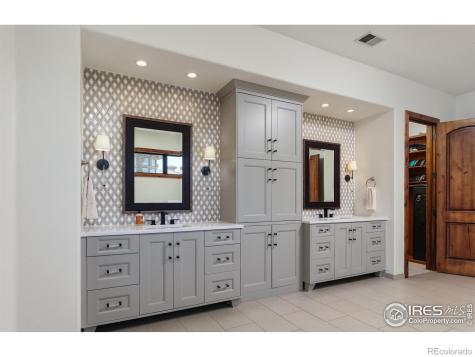 9833 Shoreline Drive Longmont CO 80504