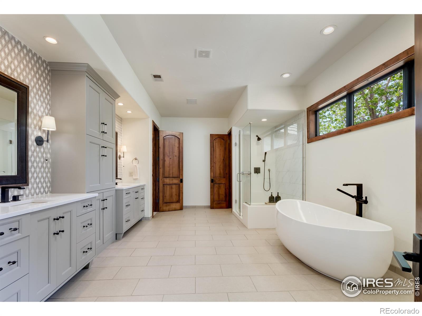 9833 Shoreline Drive Longmont CO 80504