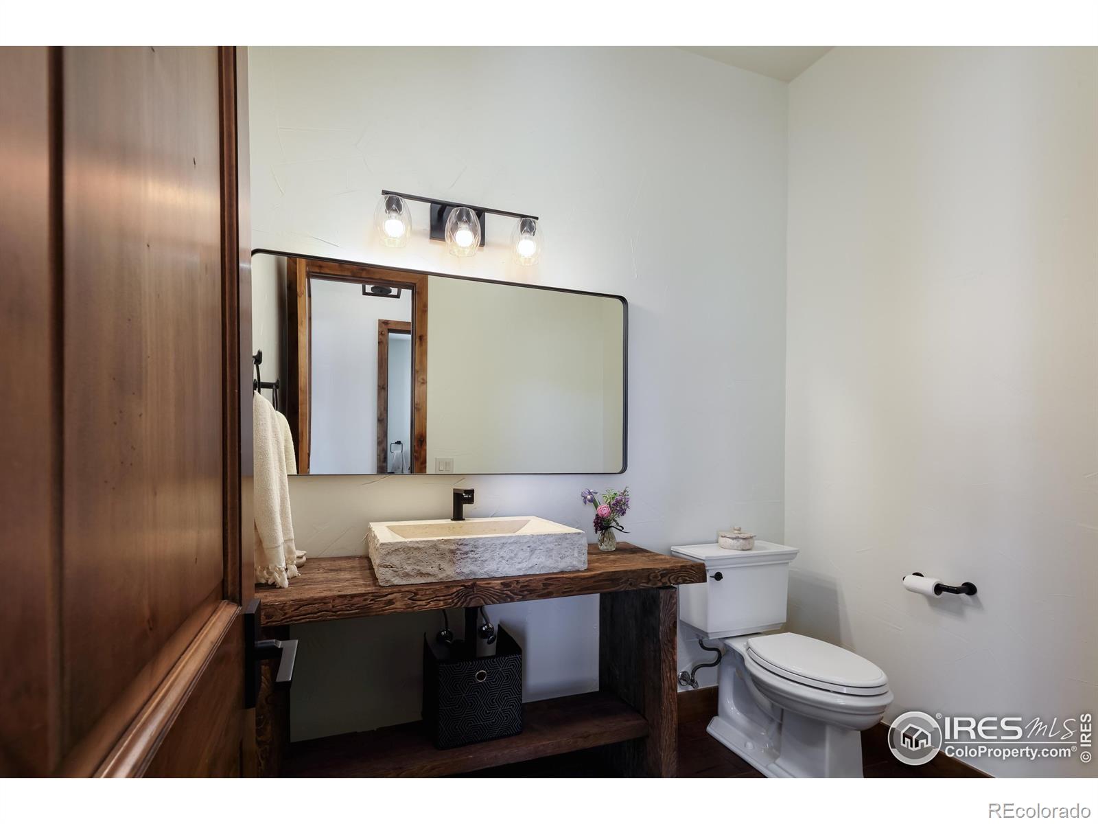 9833 Shoreline Drive Longmont CO 80504