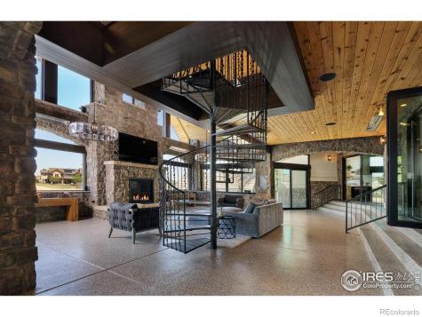 9833 Shoreline Drive Longmont CO 80504