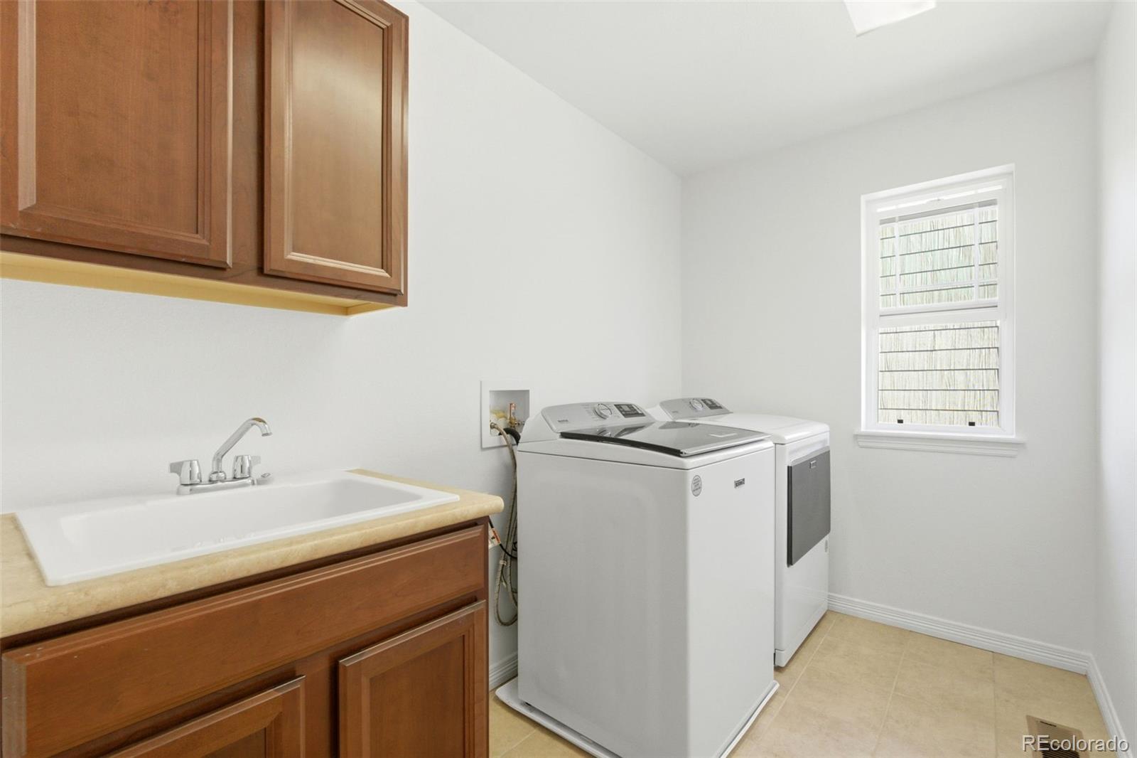 6247 S Muscadine Court Aurora CO 80016