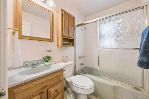 4461 Elm Court Denver CO 80211