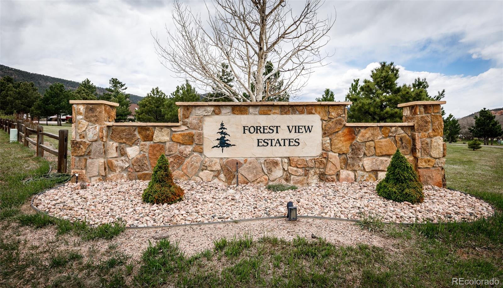 374 Hoover Lane Palmer Lake CO 80133