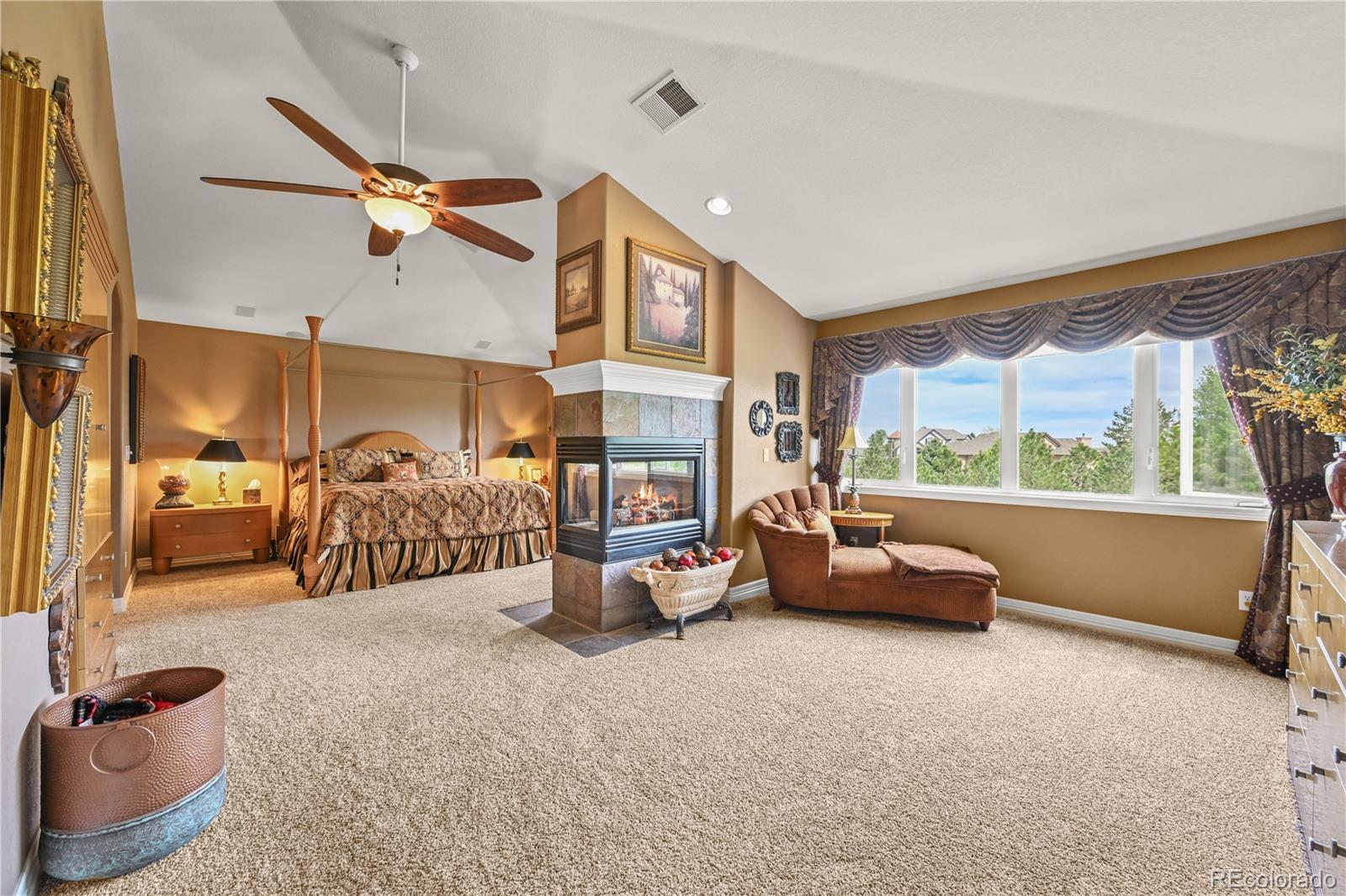8518 High Ridge Castle Pines CO 80108