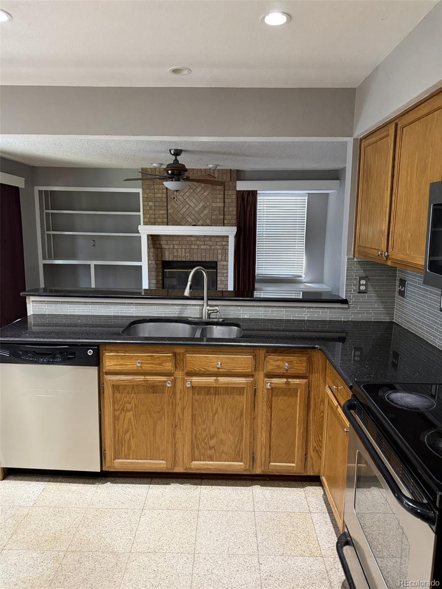 4856 S Argonne Street Aurora CO 80015