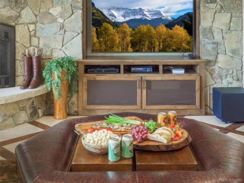 330 High Park Court Silverthorne CO 80498