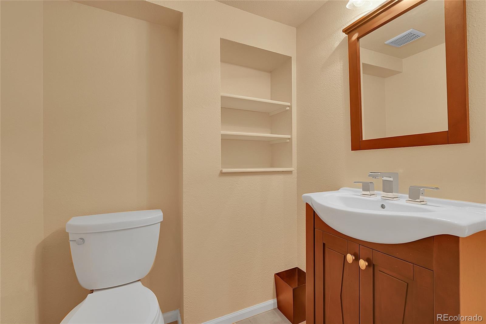 5047 S Mabre Court Littleton CO 80123