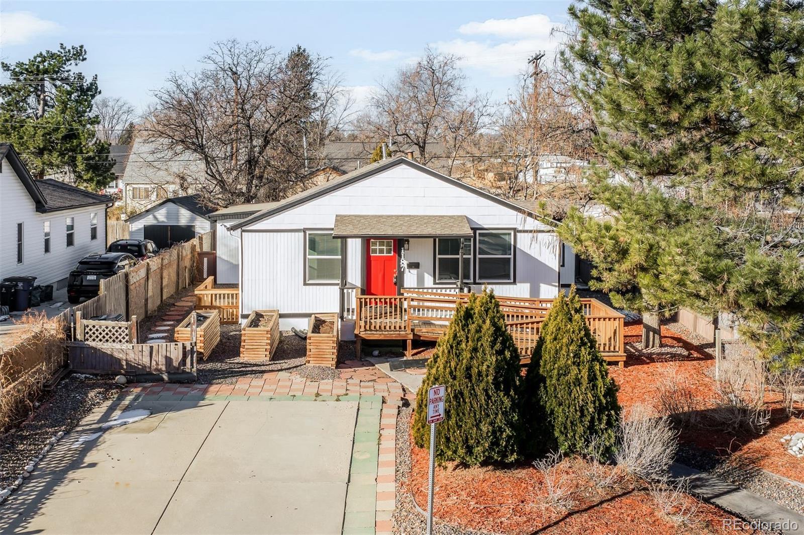 1187 Syracuse Street Denver CO 80220