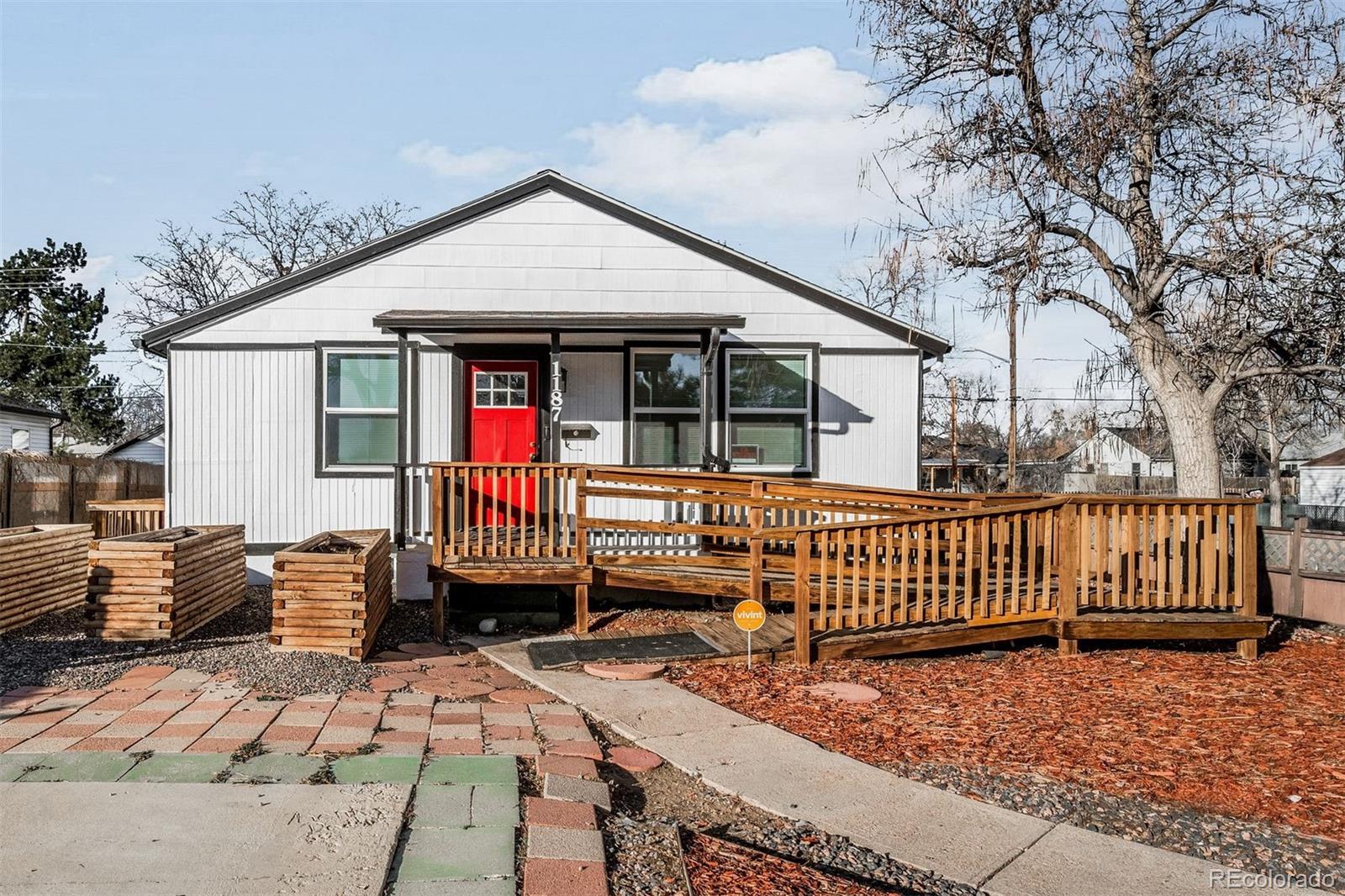 1187 Syracuse Street Denver CO 80220