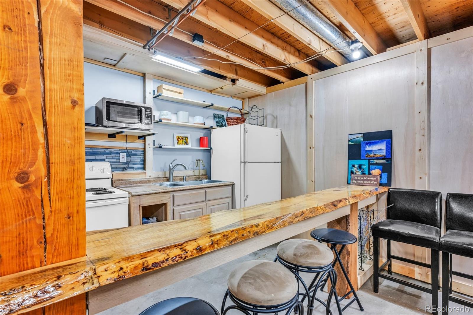 2716 County Road 327 Westcliffe CO 81252