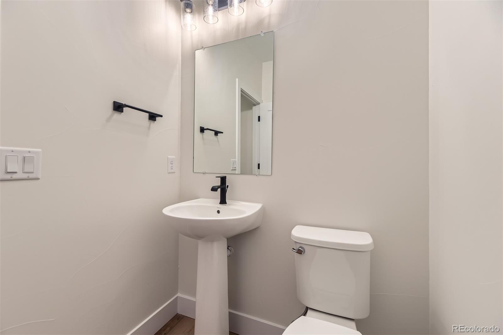 42973 Colonial Trail Elizabeth CO 80107