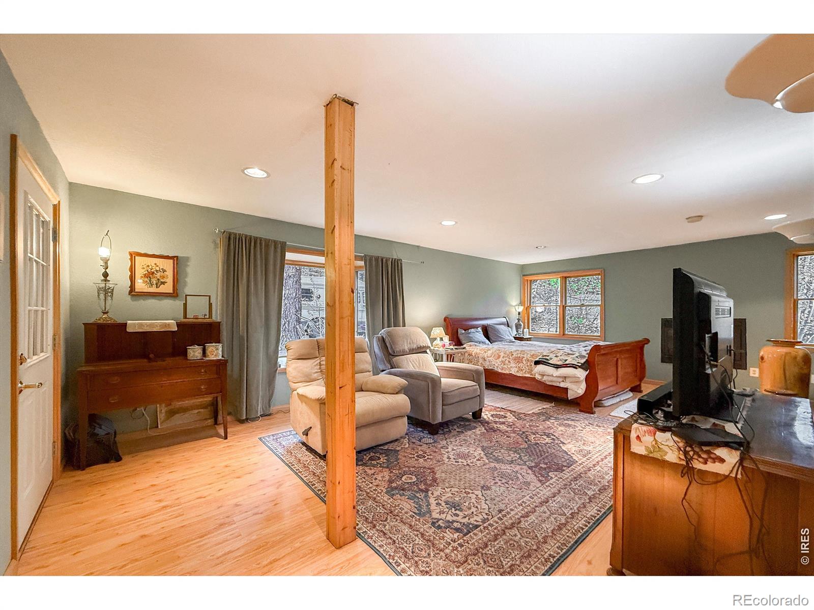 2508 Riverside Drive Lyons CO 80540