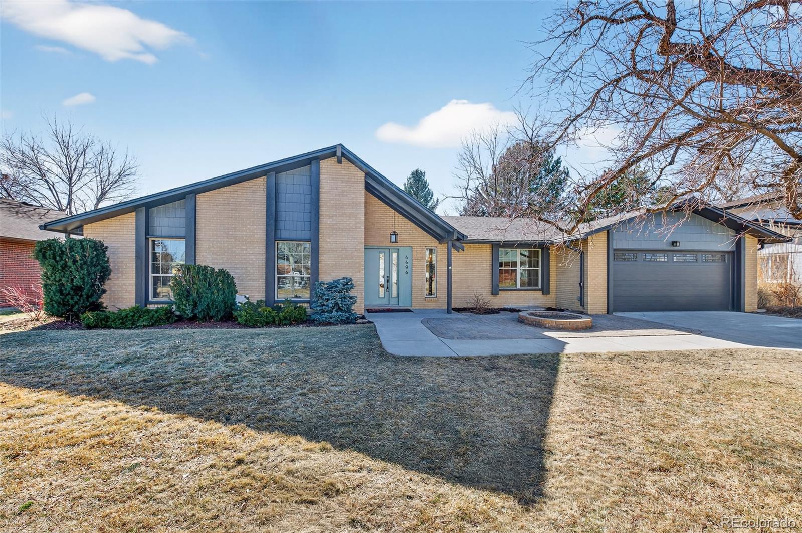 6696 W Rowland Avenue Littleton CO 80128