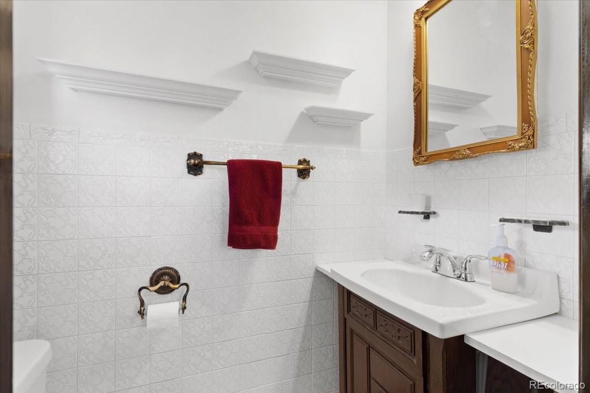 1209 Xanadu Street Aurora CO 80011