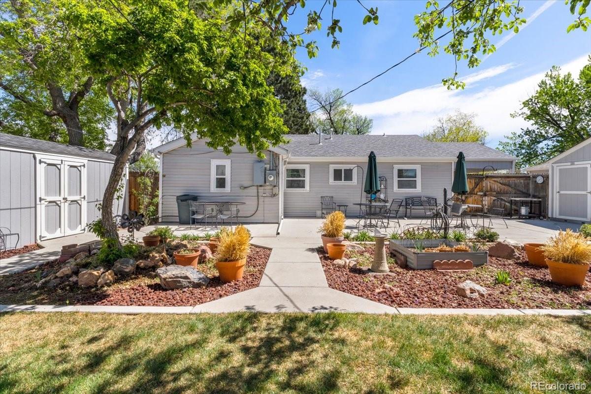 1209 Xanadu Street Aurora CO 80011