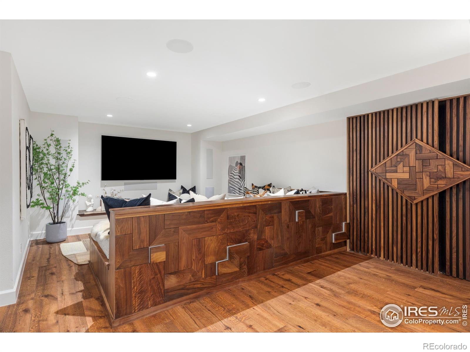 1070 Juniper Avenue Boulder CO 80304