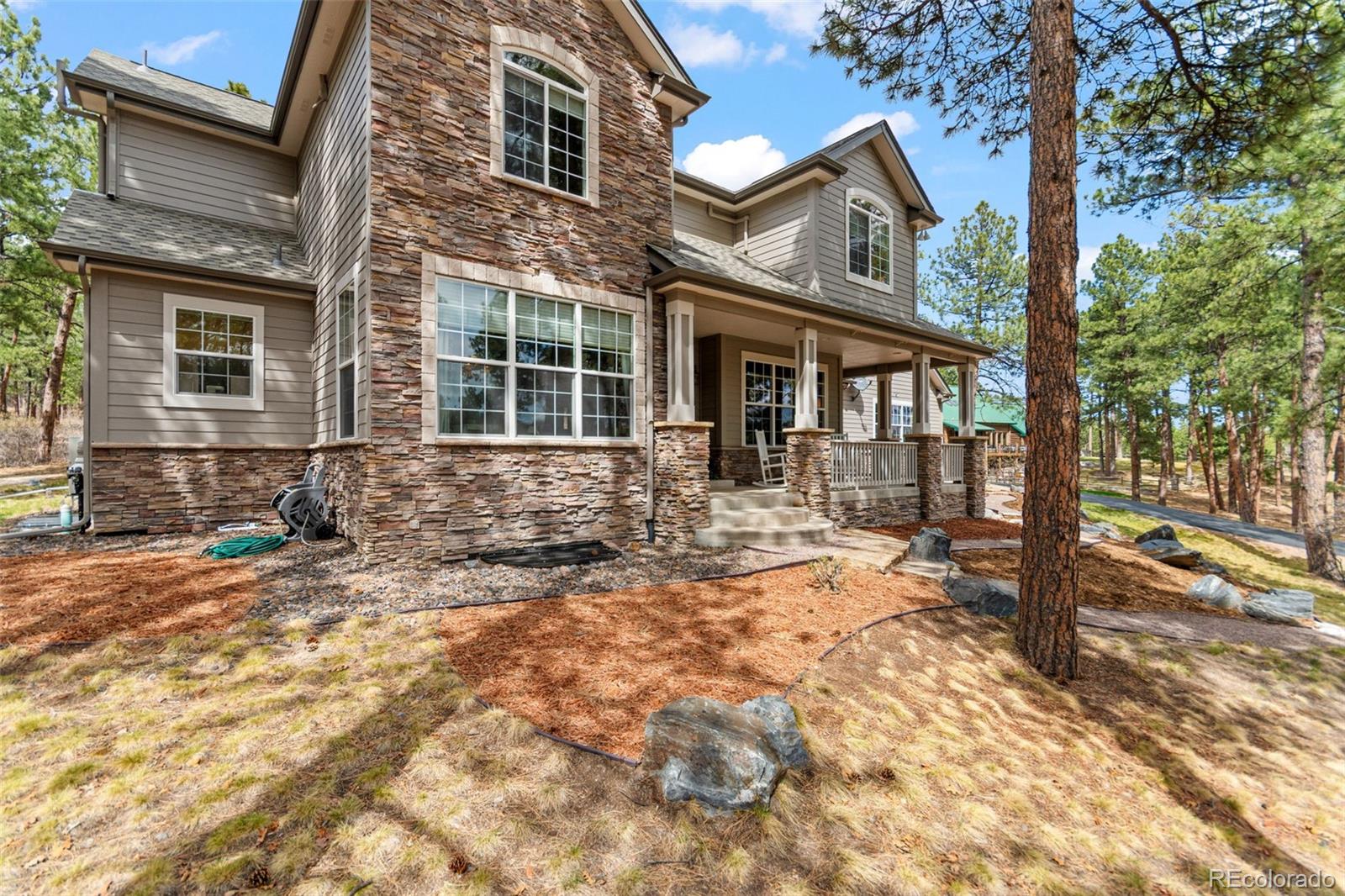 1767 Cinnamon Road Larkspur CO 80118