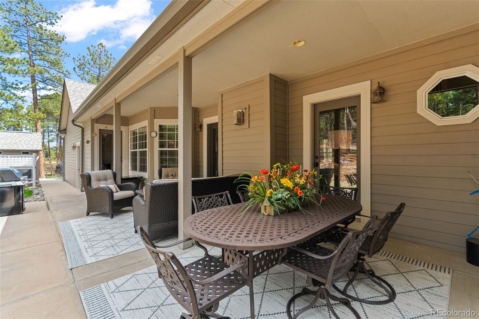 1767 Cinnamon Road Larkspur CO 80118