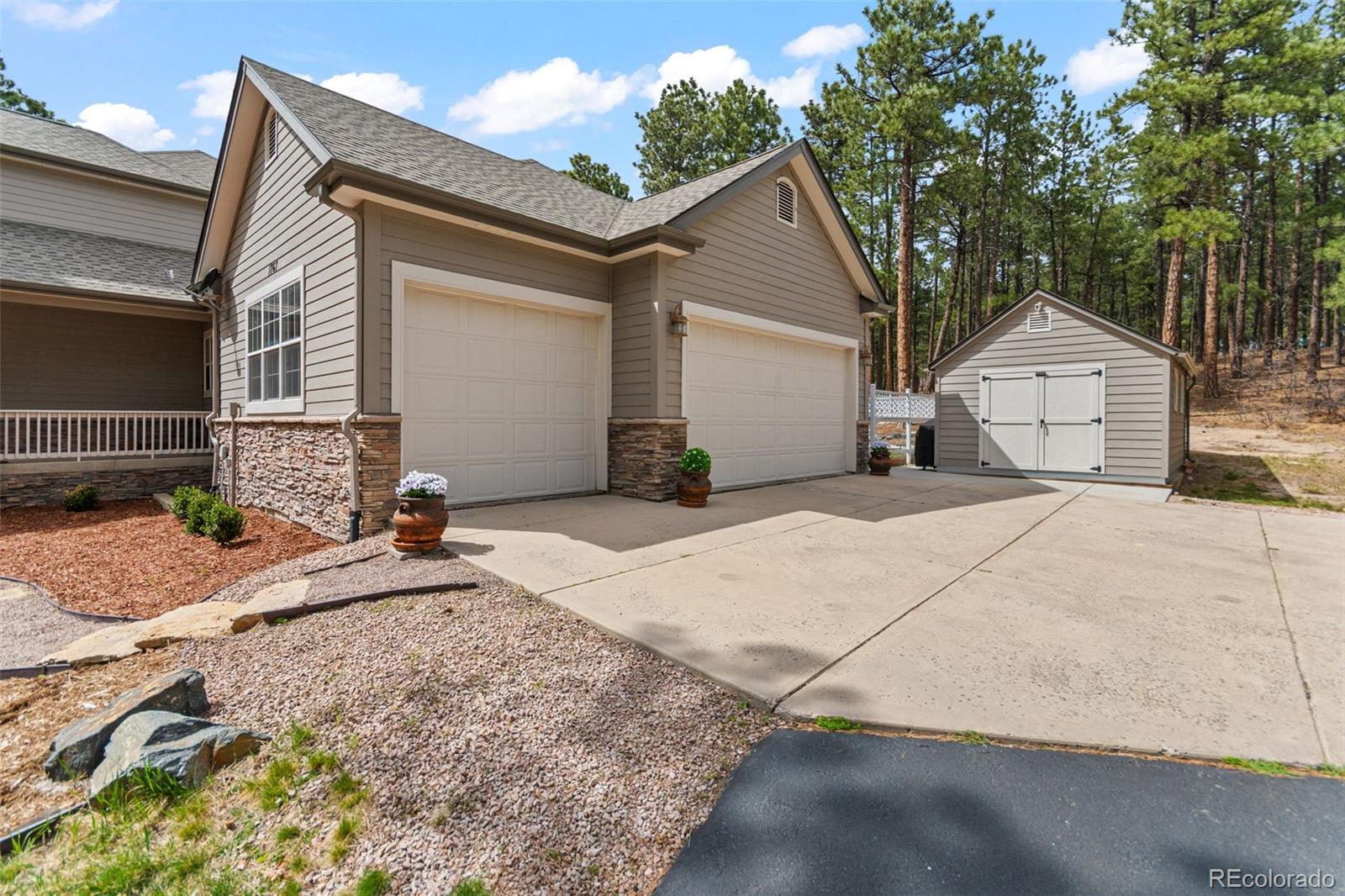 1767 Cinnamon Road Larkspur CO 80118