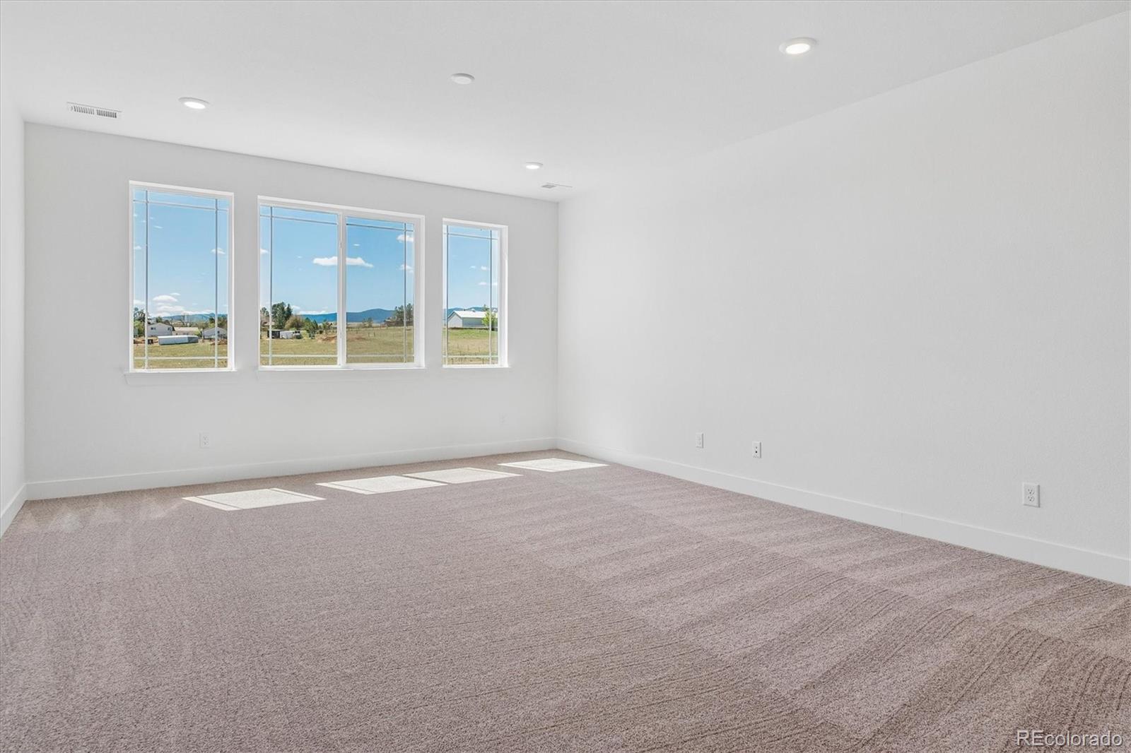 8609 Yellowcress Street Littleton CO 80125