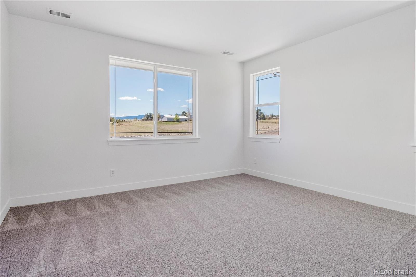 8609 Yellowcress Street Littleton CO 80125