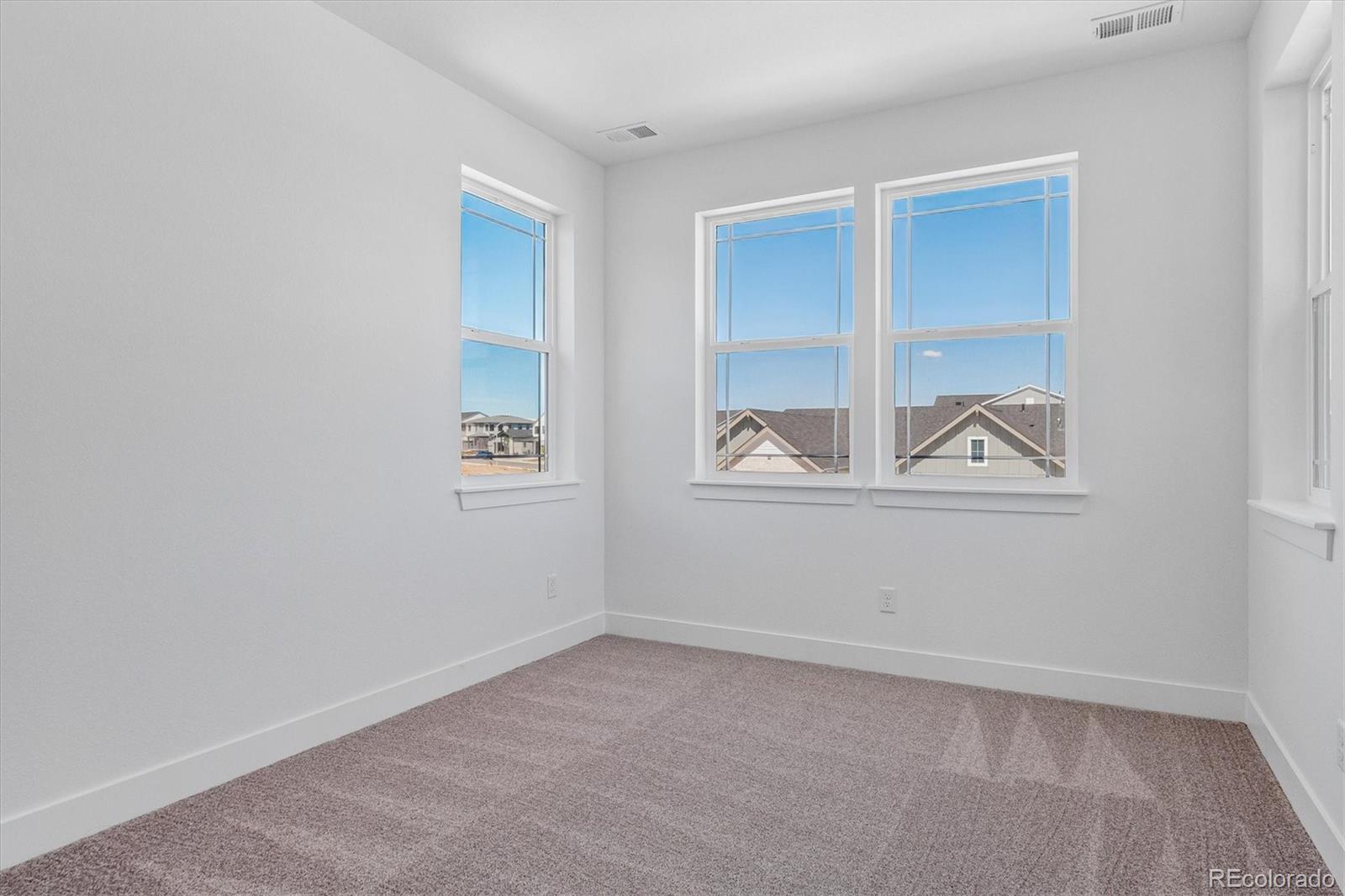 8609 Yellowcress Street Littleton CO 80125
