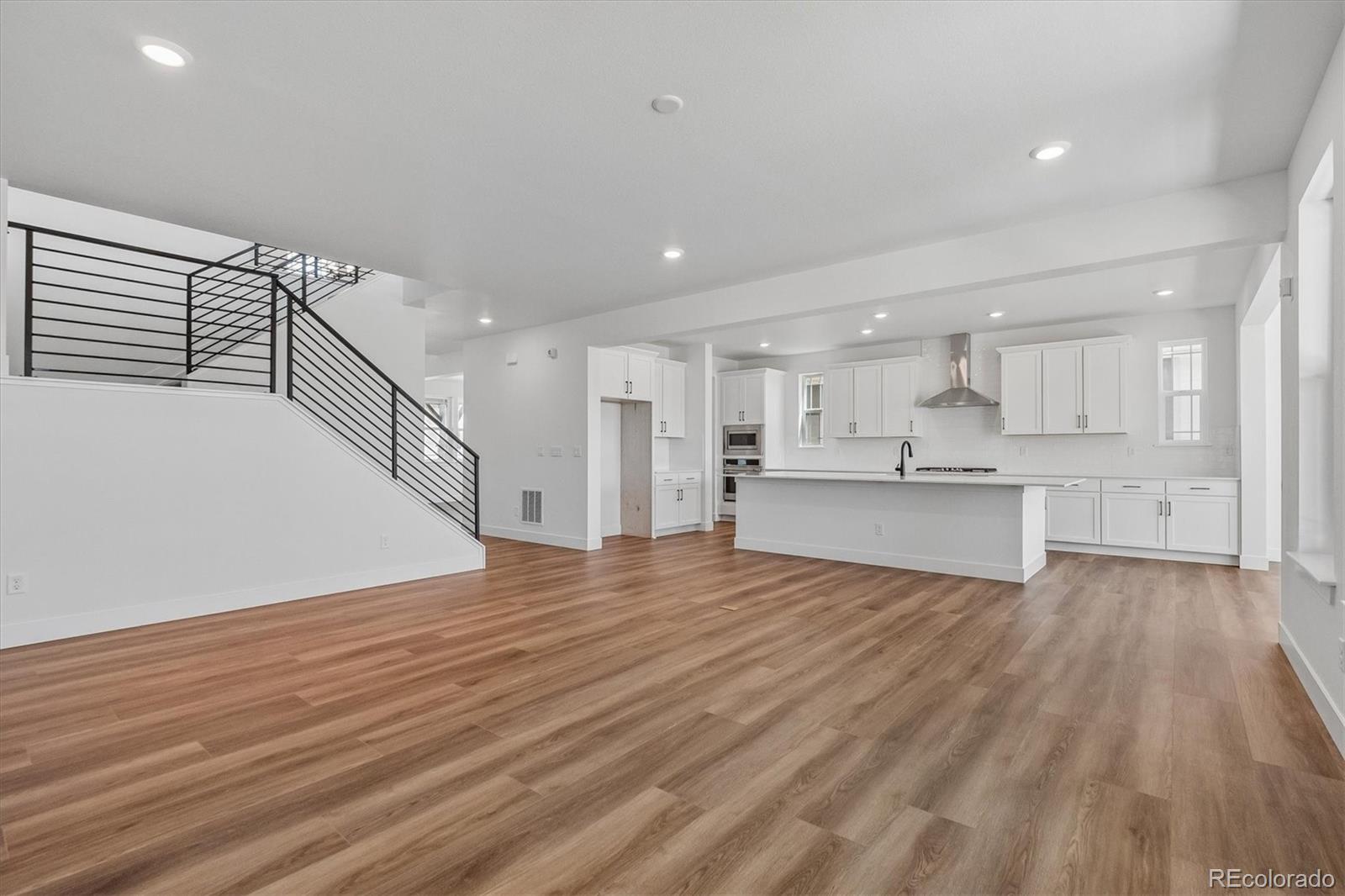 8609 Yellowcress Street Littleton CO 80125