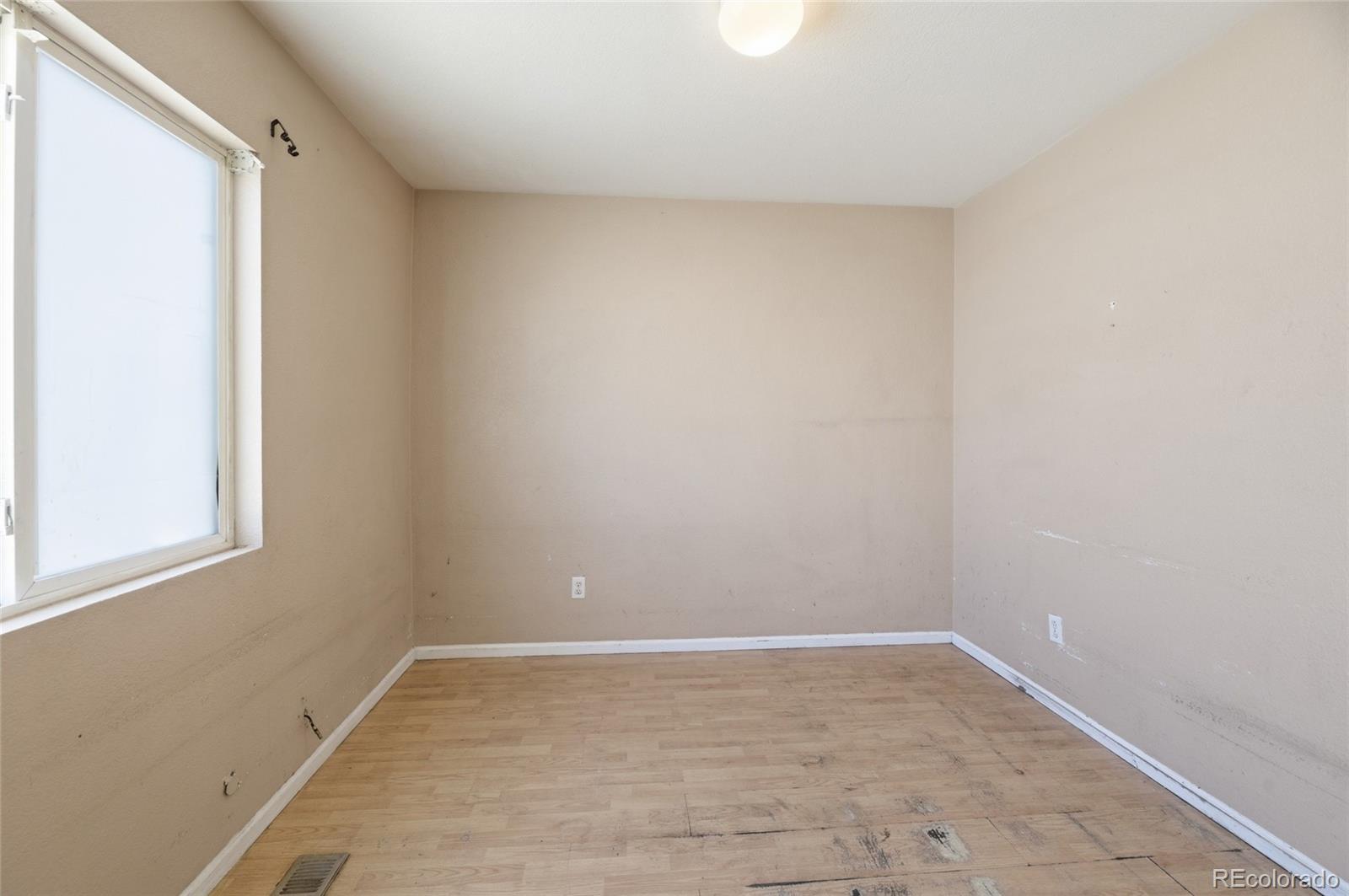 4328 Andes Way Denver CO 80249