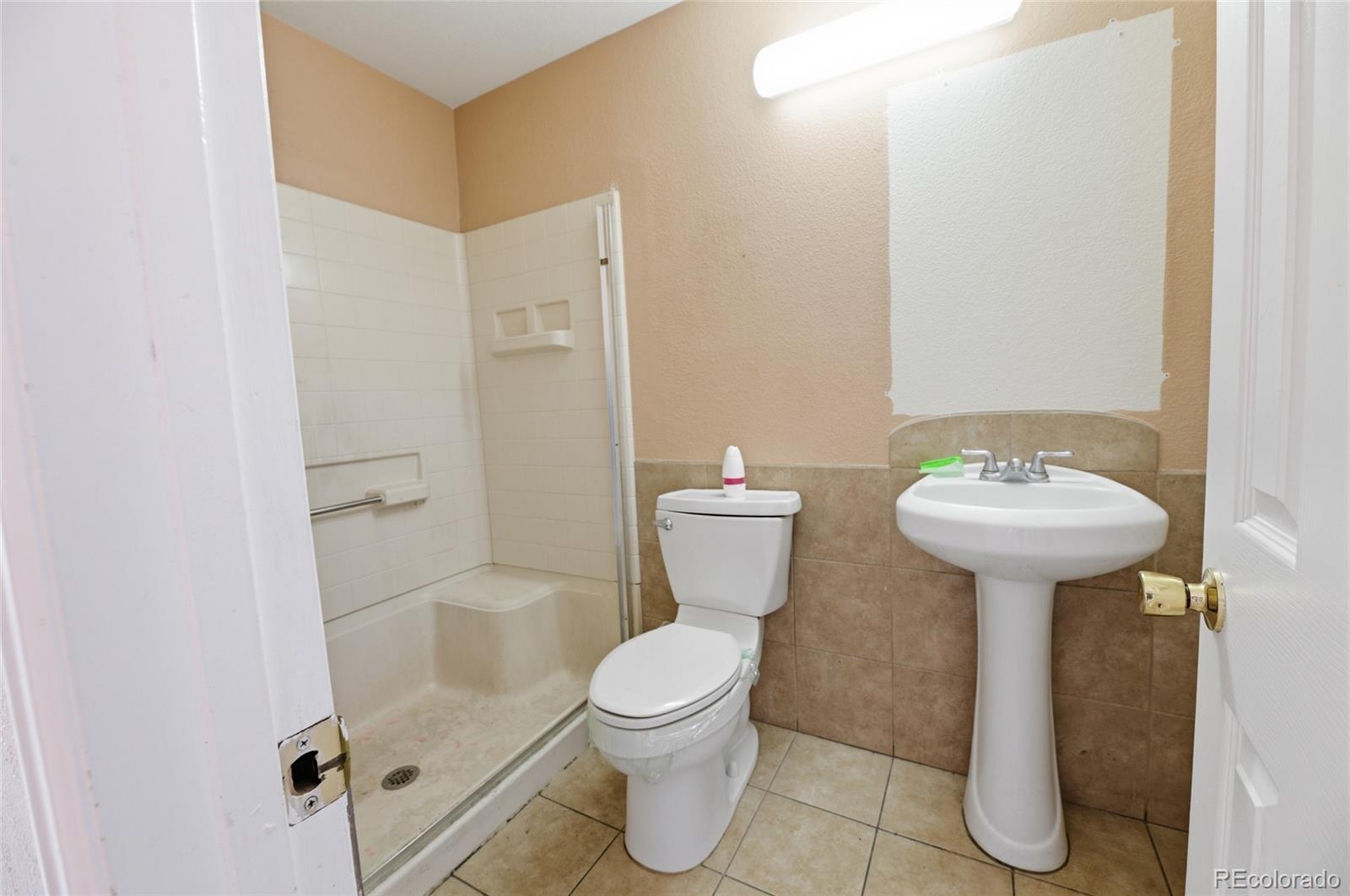4328 Andes Way Denver CO 80249