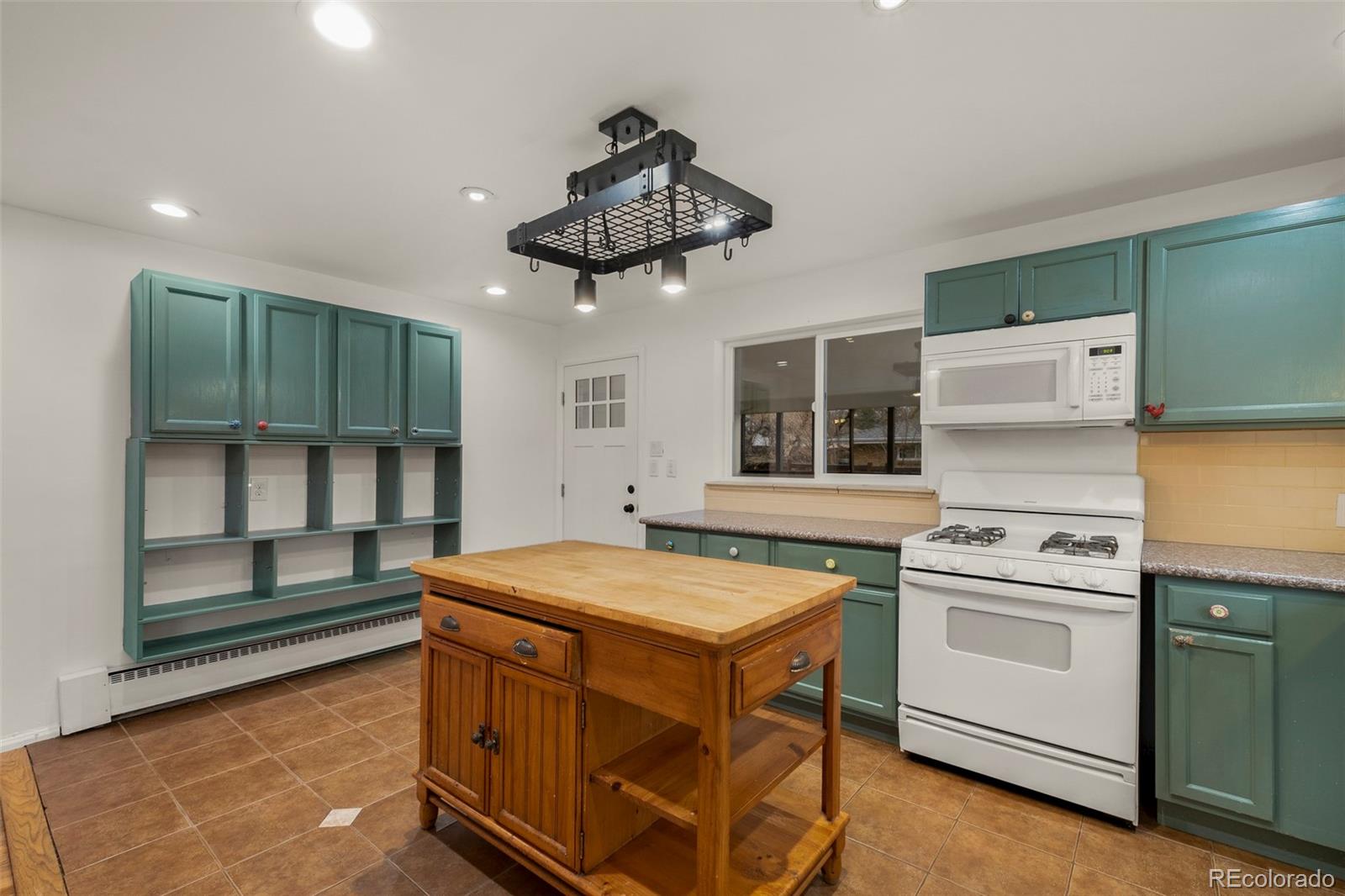 2088 W Caley Place Littleton CO 80120