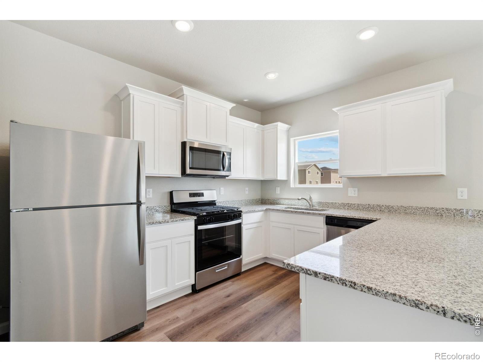 7406 Crystal Avenue Frederick CO 80530