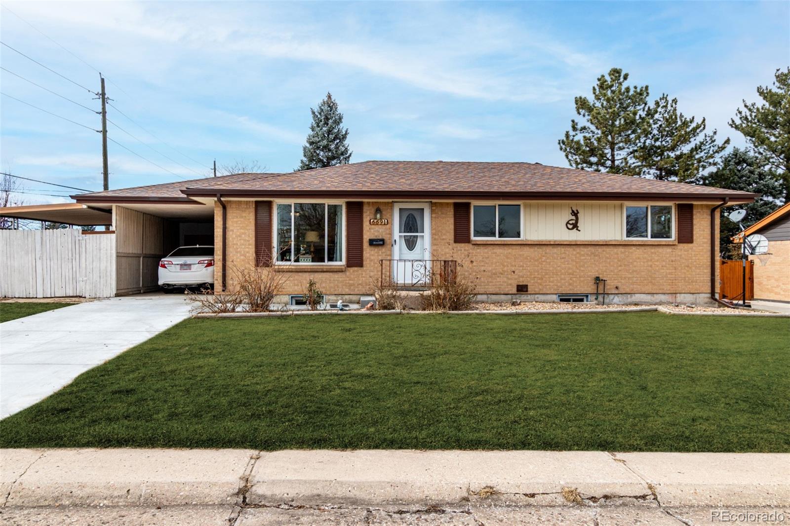 6691 S Wellington Court Centennial CO 80121