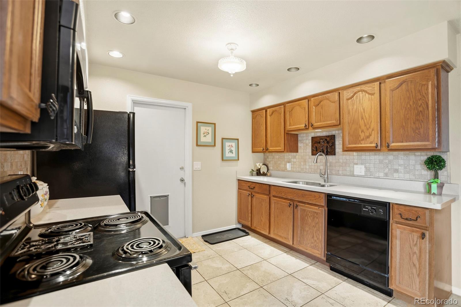 1494 S Helena Circle Aurora CO 80017