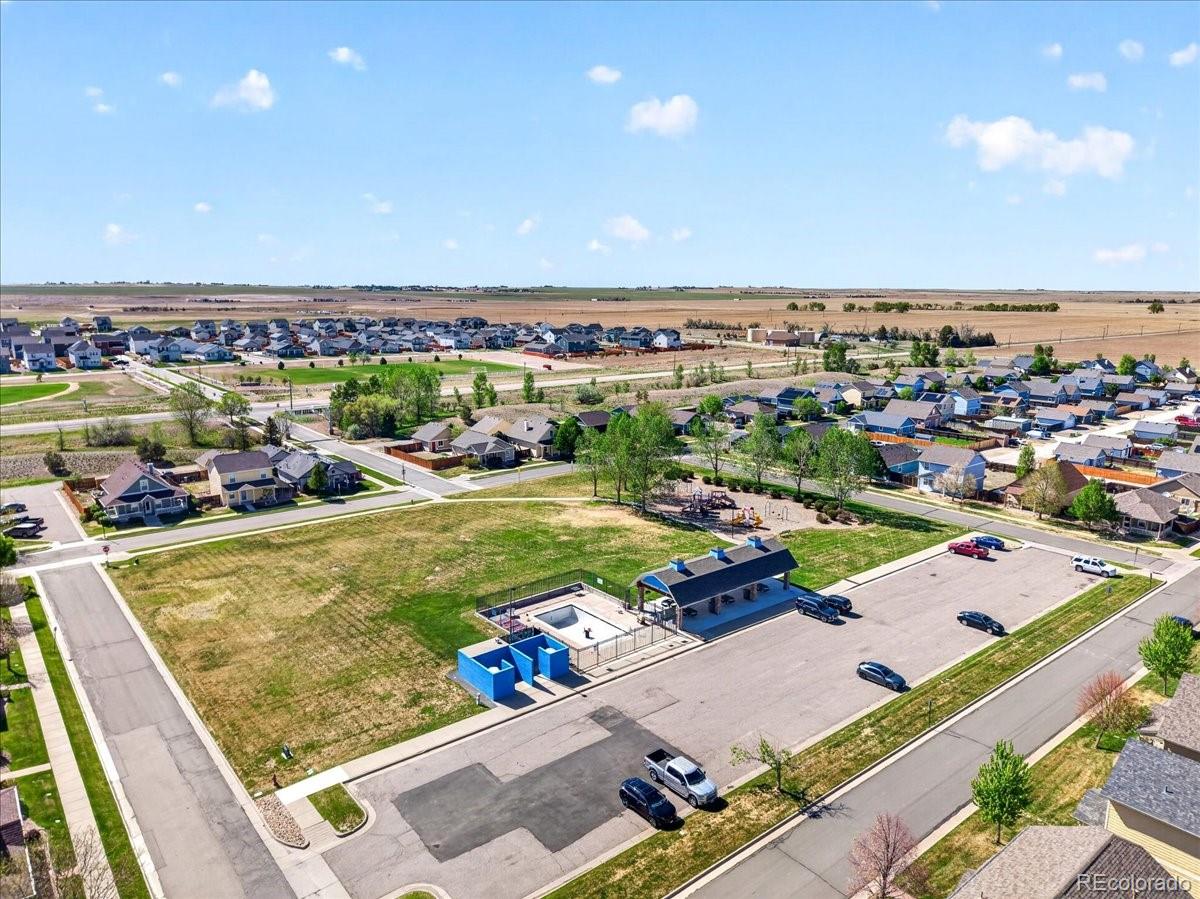 2721 Quarterland Street Strasburg CO 80136