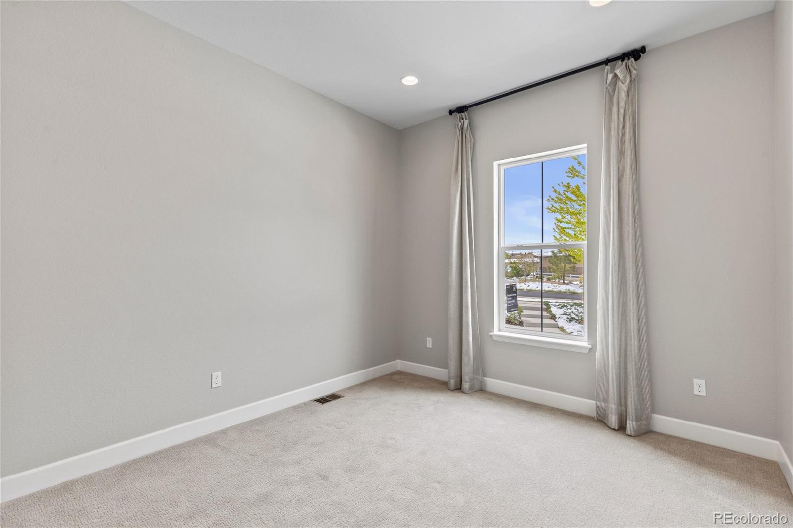 929 Brocade Drive Highlands Ranch CO 80126