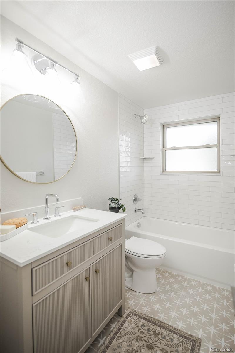 6983 S Cherry Street Centennial CO 80122