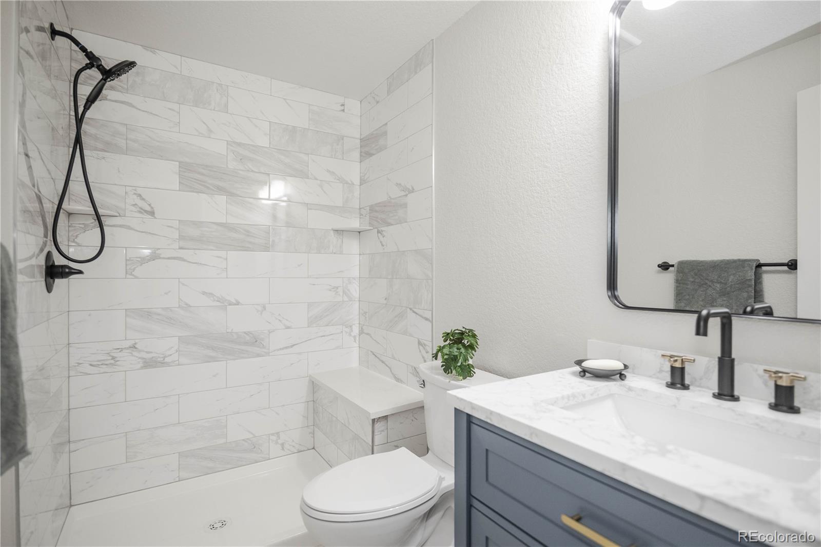 6983 S Cherry Street Centennial CO 80122