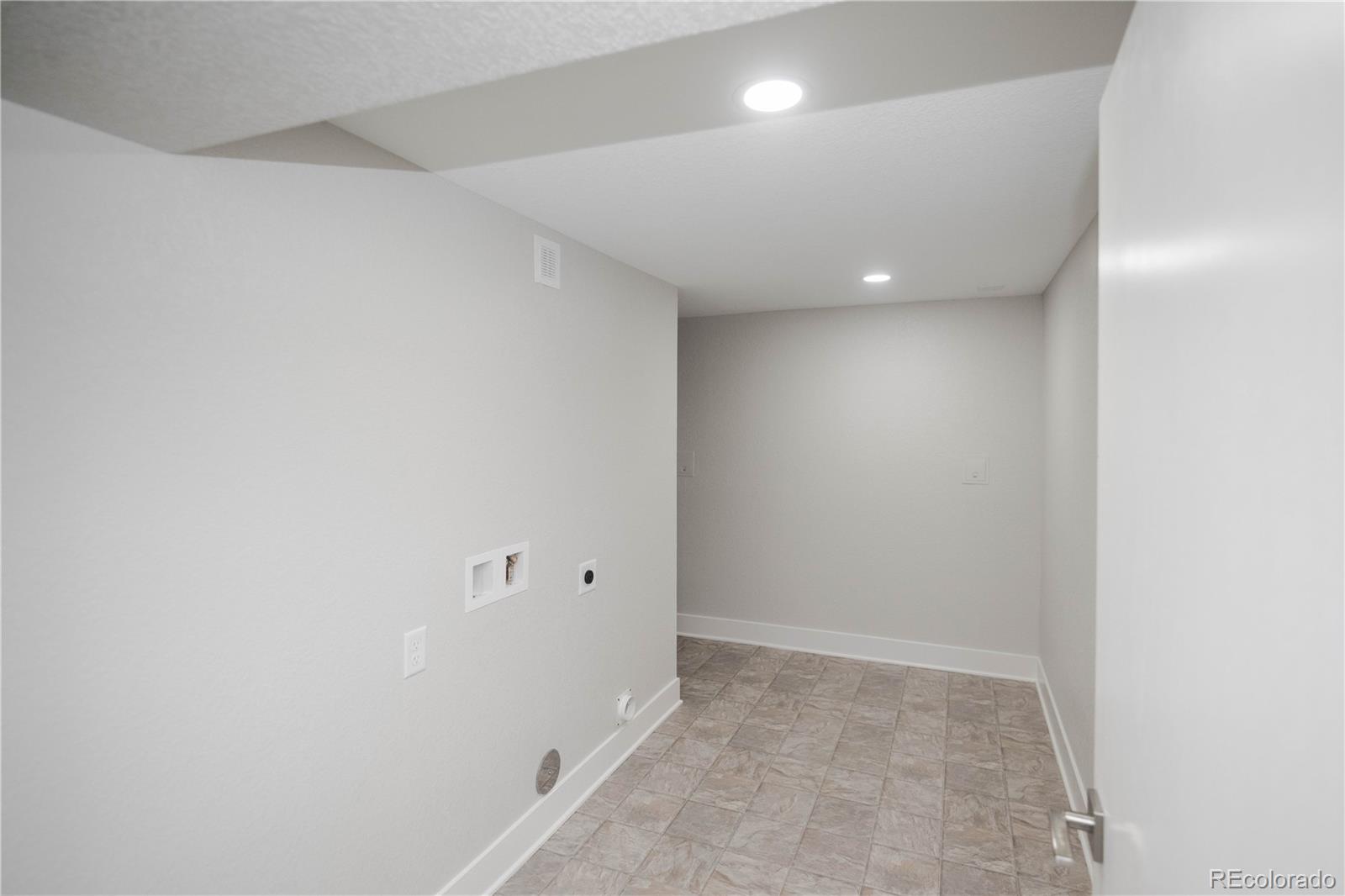 6983 S Cherry Street Centennial CO 80122