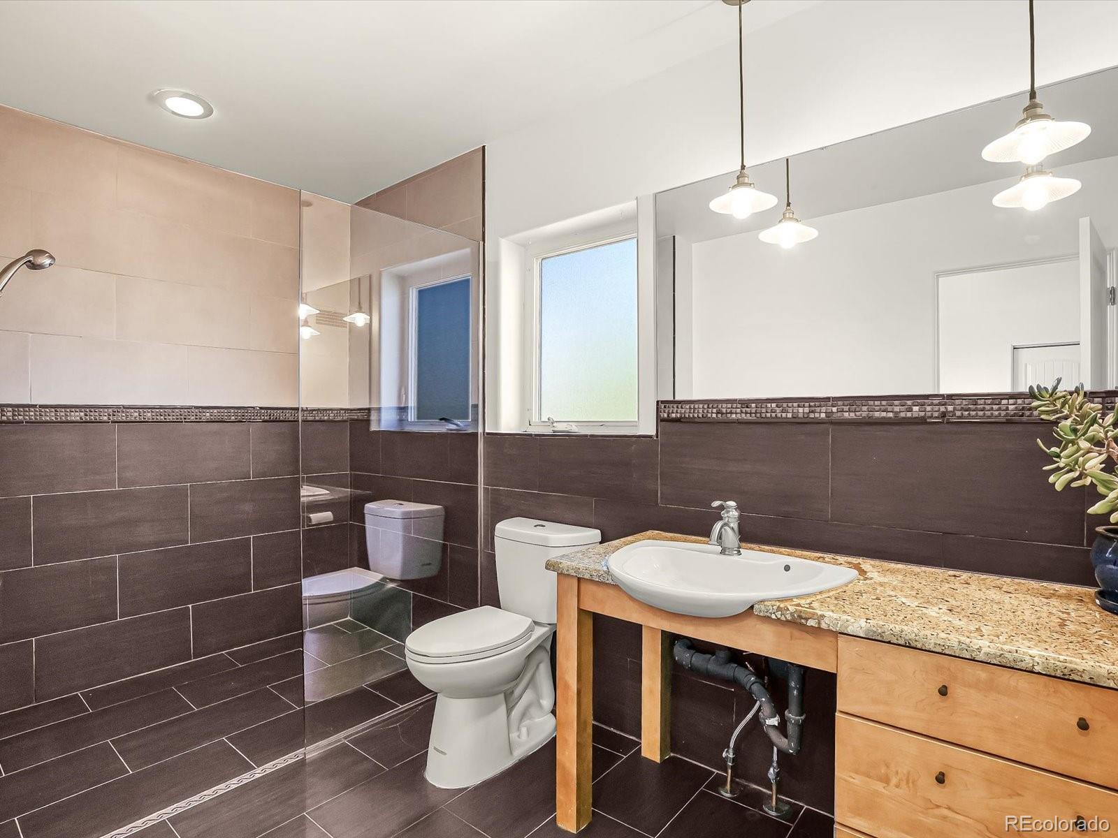 390 Ash Street Denver CO 80220
