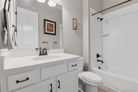 7693 S Quantock Way Aurora CO 80016