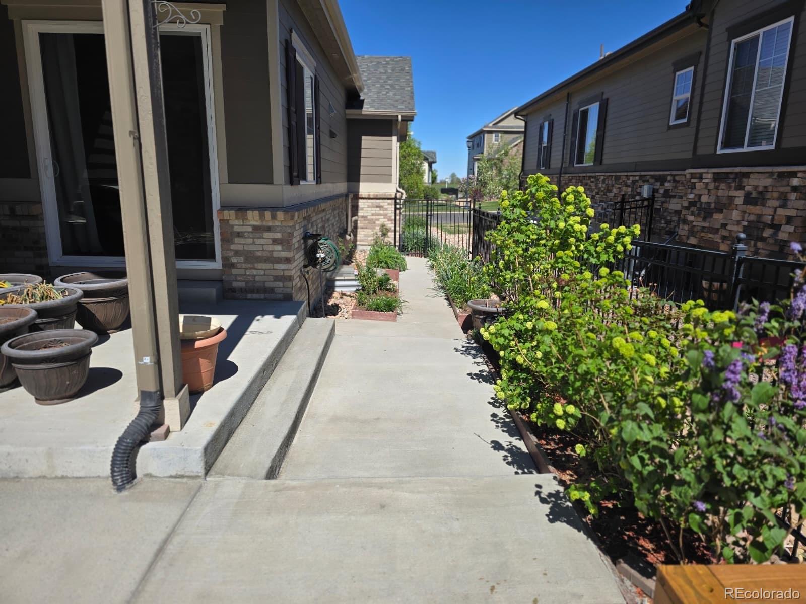 7693 S Quantock Way Aurora CO 80016