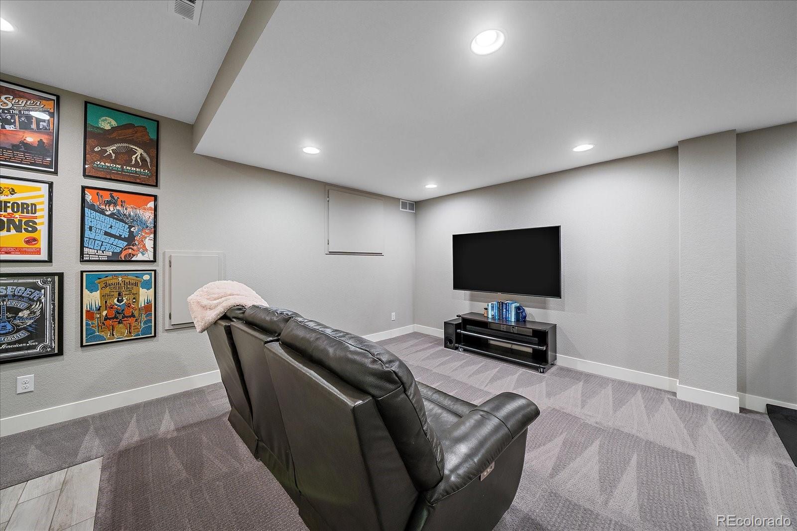 8528 E 54th Place Denver CO 80238
