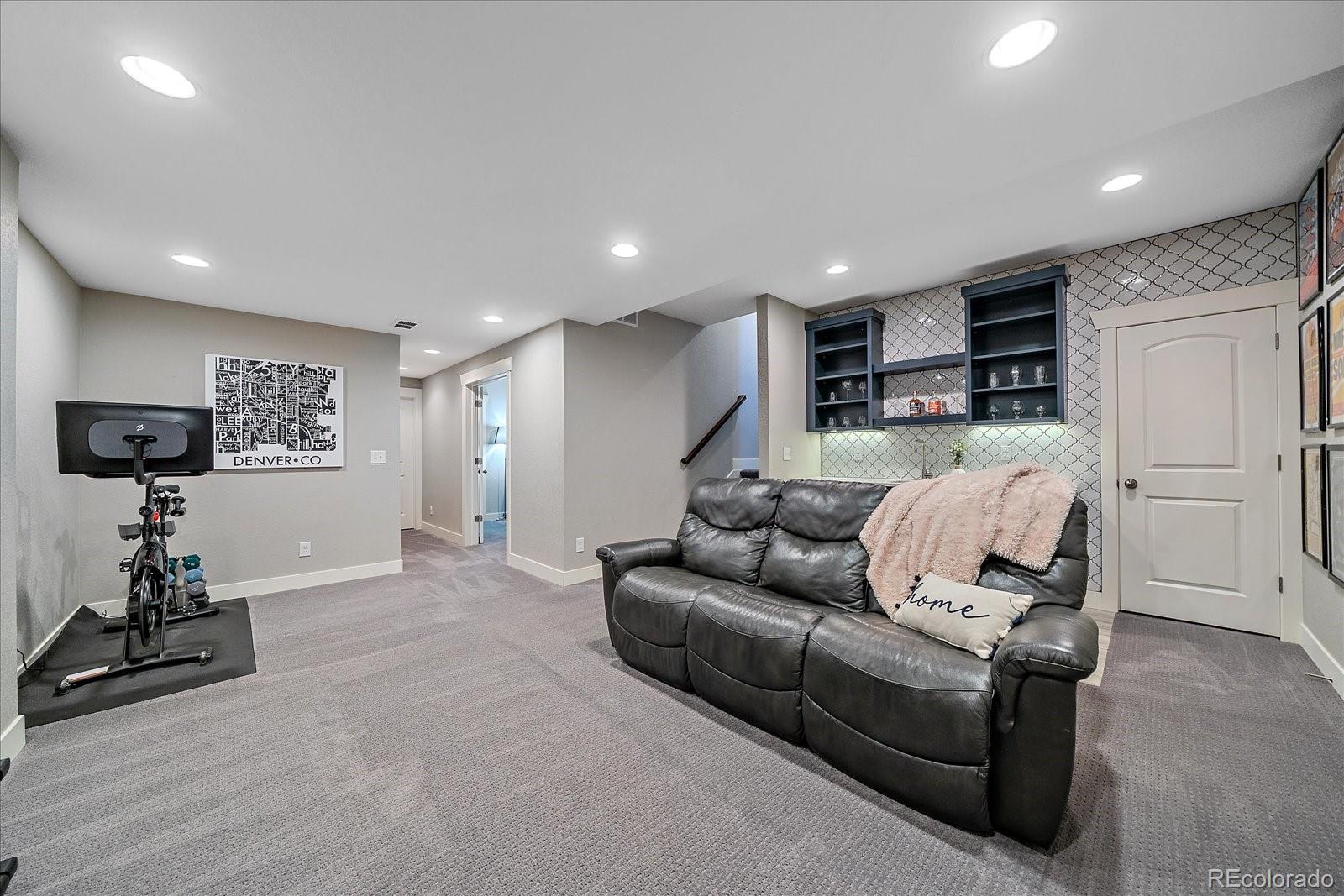 8528 E 54th Place Denver CO 80238