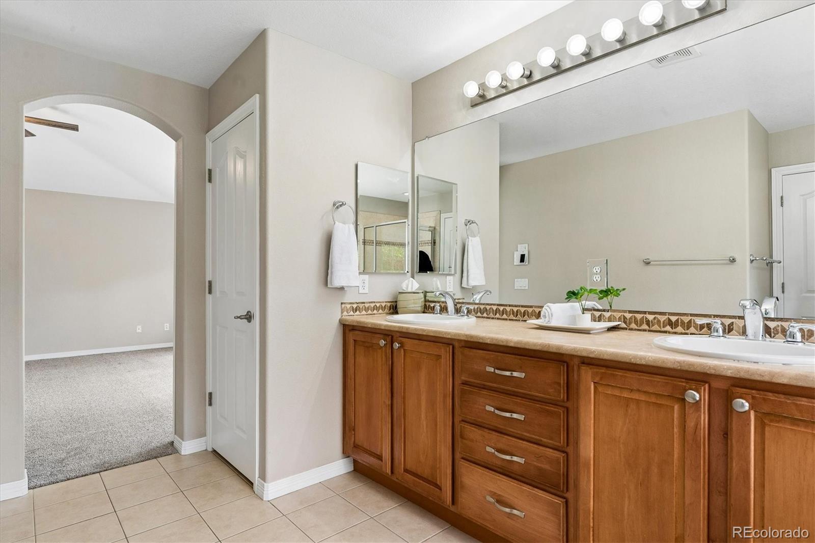 6196 S Millbrook Way Aurora CO 80016