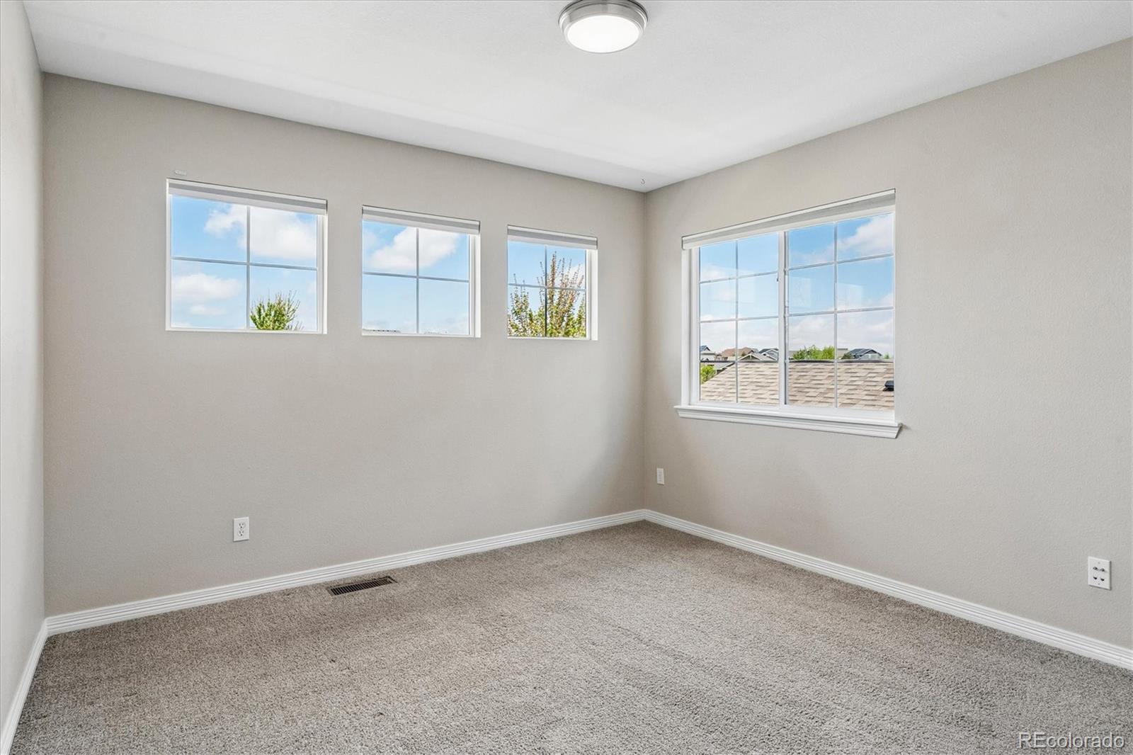6196 S Millbrook Way Aurora CO 80016