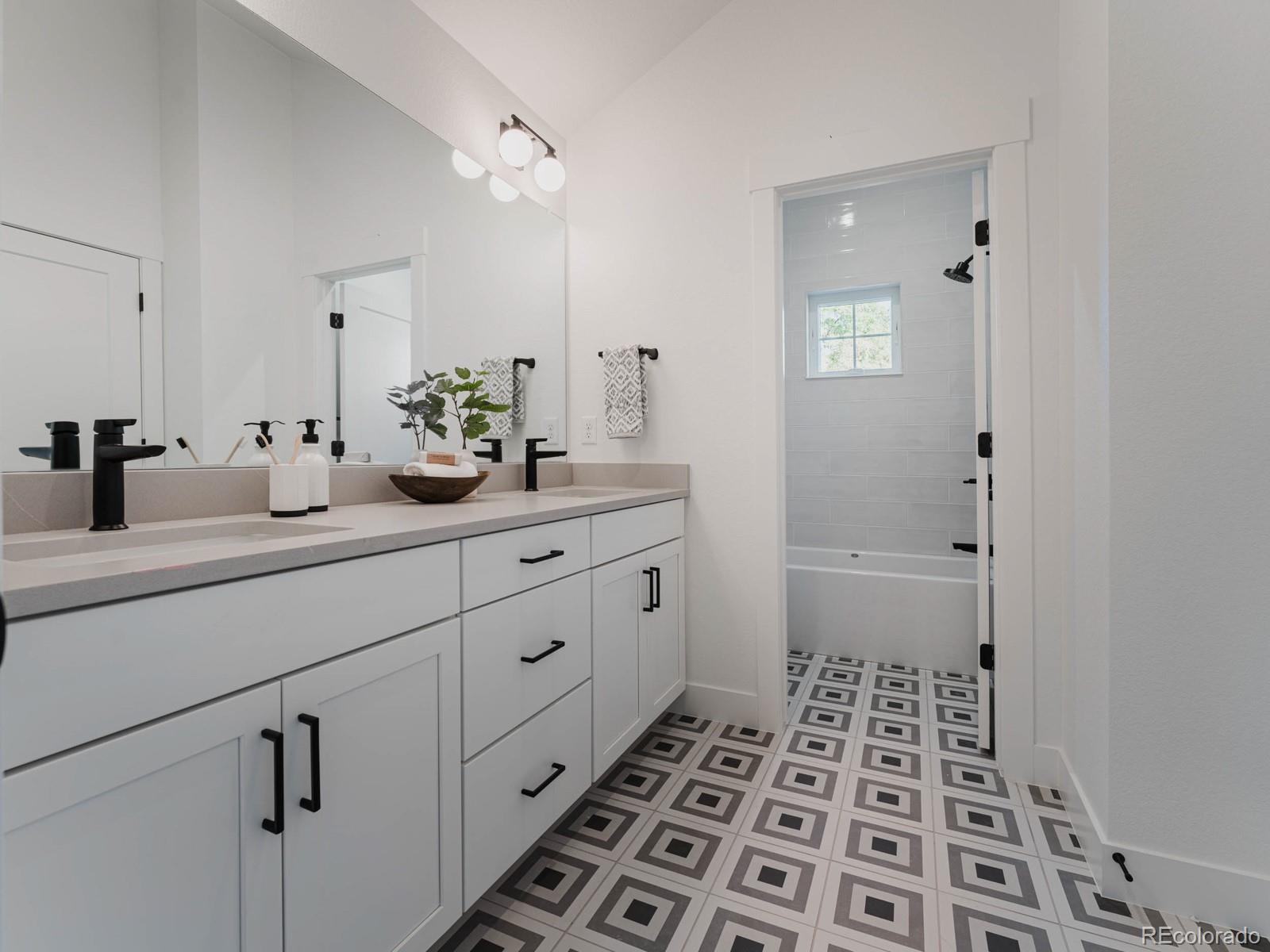 402 E Geneseo Street Lafayette CO 80026