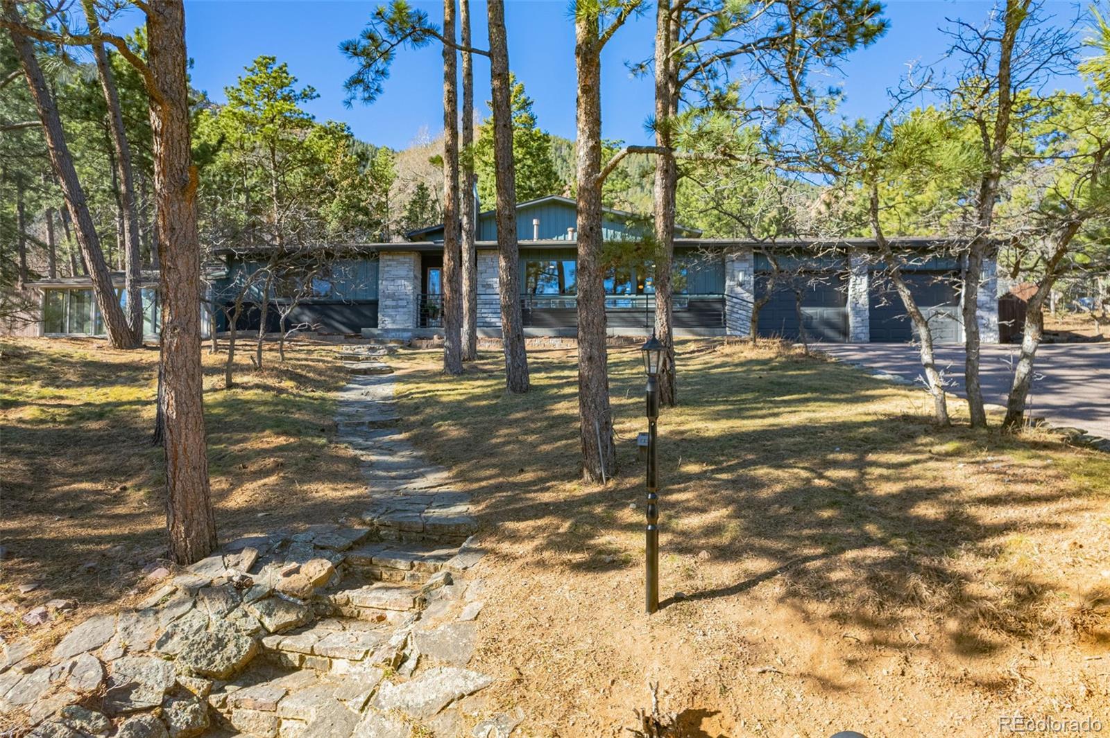 26 Leaming Street Colorado Springs CO 80906