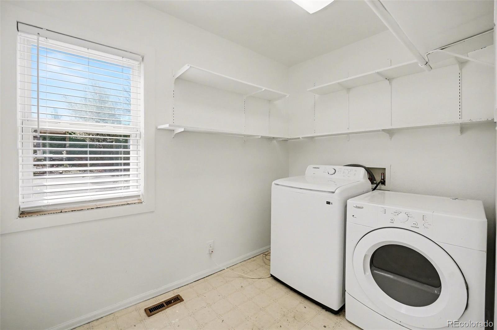 1701 Ironton Street Aurora CO 80010